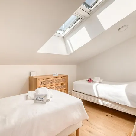 Apartament 3 Bedrooms With Terrace - Happy